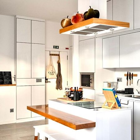Cristalia,Roof Terrace In City Center, Garage, Netflix 75Inch Tv フンシャル エクステリア 写真
