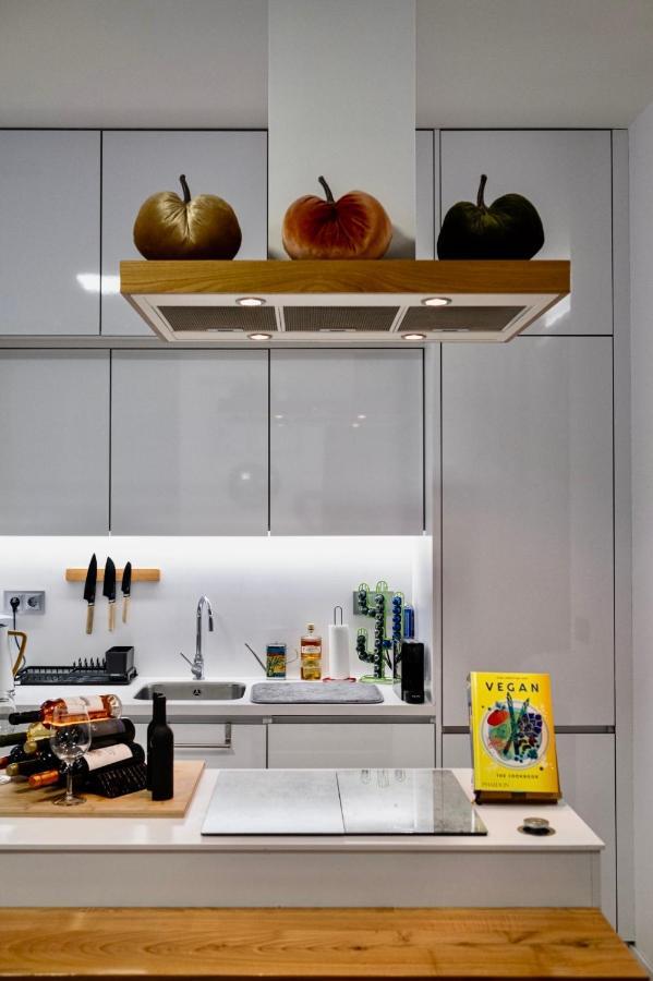 Cristalia,Roof Terrace In City Center, Garage, Netflix 75Inch Tv フンシャル エクステリア 写真